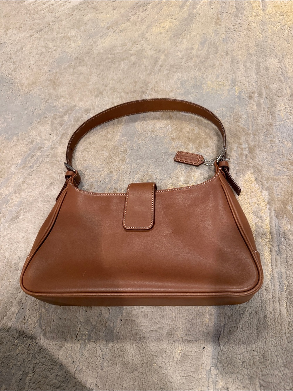 Coach Hamptons
Legacy Hobo Bag #7789 light brown Camel Leather Y2K Shoulder
Bag